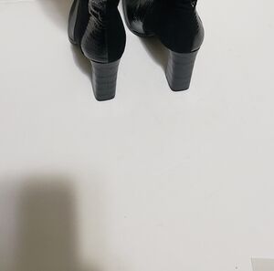 Impo Black Textured Heeled Boots